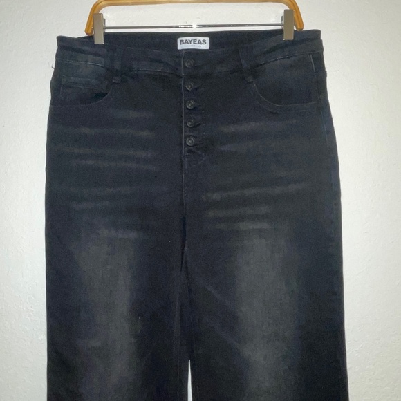 BAYEAS High -Rise Wide Leg Jeans with Frayed Hem. SZ 16W - Picture 4 of 7